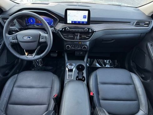 Used 2020 Ford Escape Titanium AWD/4WD image 16
