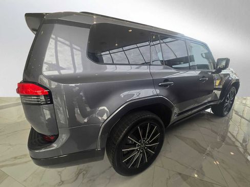 New 2026 Lexus GX 550 image 2