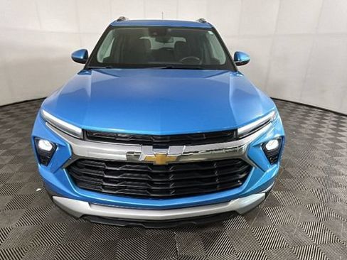 Used 2025 Chevrolet TrailBlazer LT FWD image 7