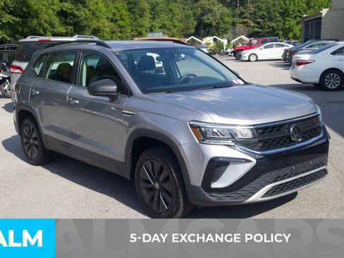 Used 2024 Volkswagen Taos S FWD image 3