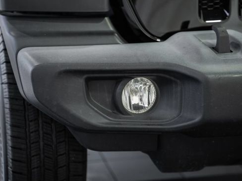 Used 2023 Jeep Wrangler Unlimited Sport AWD/4WD image 11