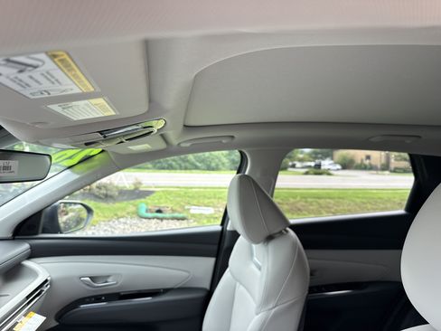 New 2026 Hyundai Tucson Limited AWD/4WD image 28