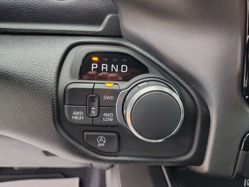 New 2026 RAM 1500 Express image 32