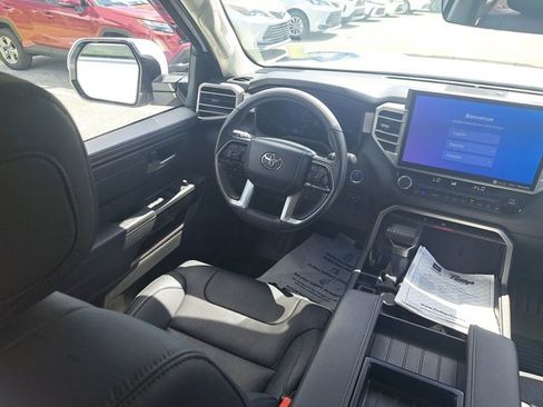 Used 2024 Toyota Tundra Limited image 22
