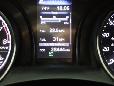 Used 2023 Toyota Camry SE image 37