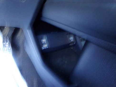 Used 2022 Honda HR-V Sport image 32