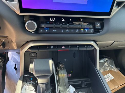 New 2026 Toyota Tundra Limited AWD/4WD image 24
