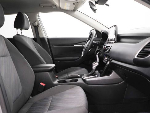 Used 2023 Kia Seltos LX AWD/4WD image 11