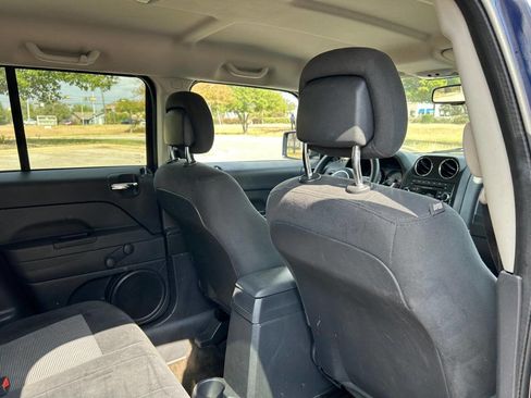 Used 2016 Jeep Patriot Sport image 9