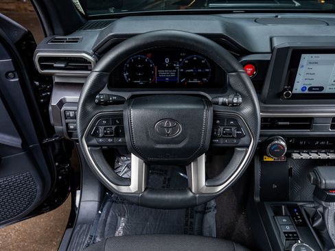 Used 2025 Toyota 4Runner TRD Sport image 19