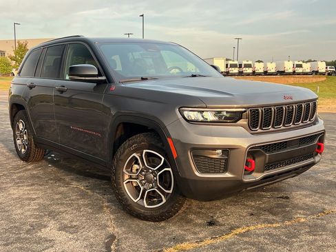 Used 2022 Jeep Grand Cherokee Trailhawk image 45