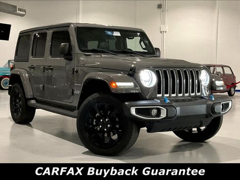 Used 2023 Jeep Wrangler Unlimited Sahara w/ Cold Weather Group AWD/4WD image 2