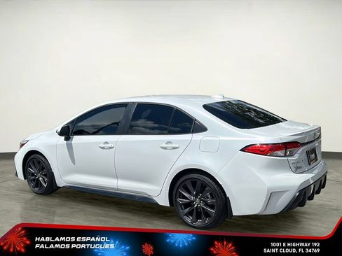 Used 2026 Toyota Corolla SE FWD image 4