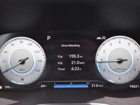 Used 2021 Hyundai Santa Fe SEL w/ Convenience + Premium Package FWD image 7