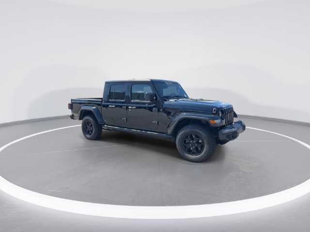 Used 2022 Jeep Gladiator Sport AWD/4WD image 2