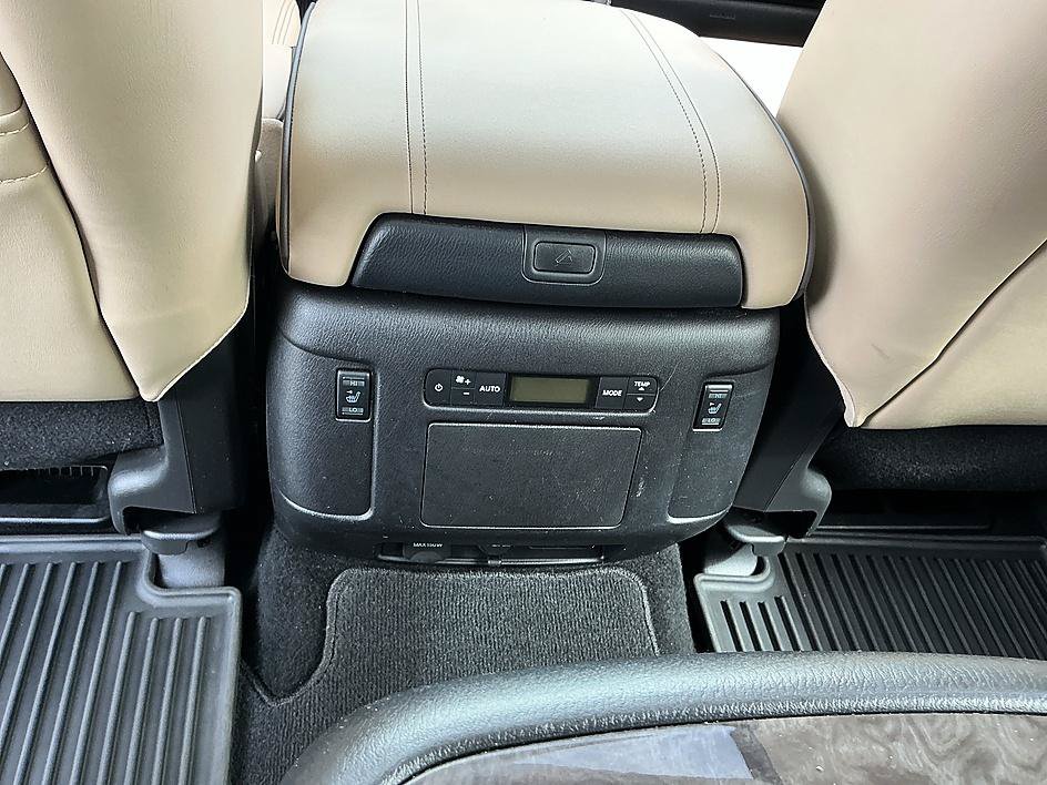 Certified 2023 Nissan Armada Platinum w/ Captain's Chairs Package AWD/4WD image 29