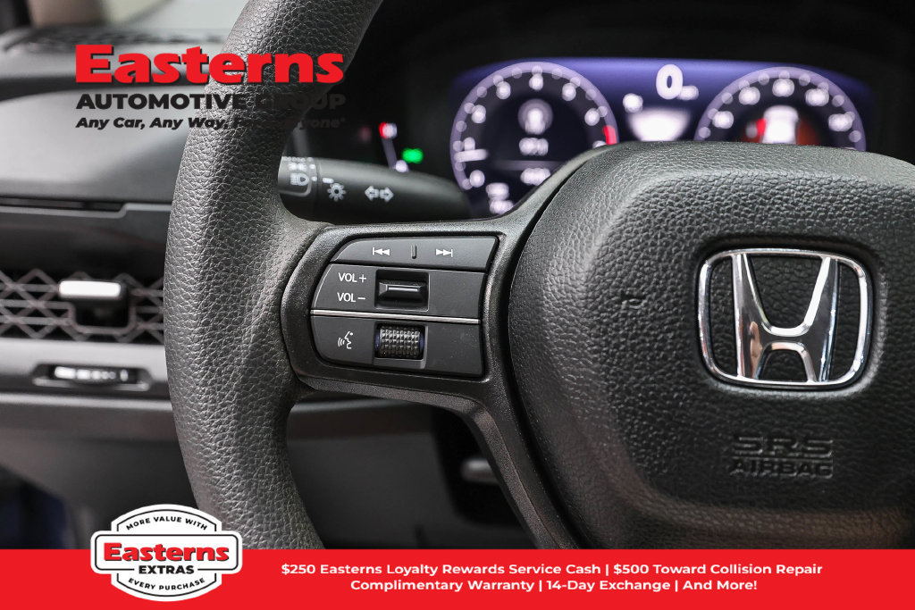 Used 2025 Honda Accord SE image 16