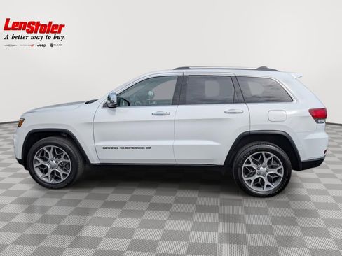 Used 2022 Jeep Grand Cherokee Limited w/ Tech Group AWD/4WD image 2