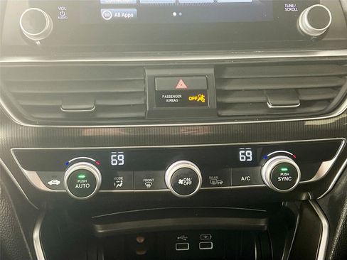 Used 2022 Honda Accord Sport image 16