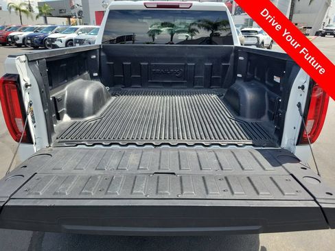 Used 2026 GMC Sierra 1500 SLT RWD image 28