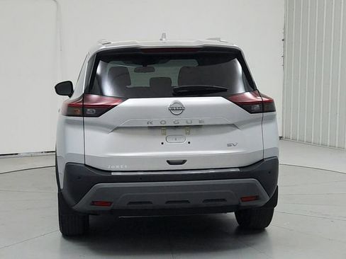 Used 2023 Nissan Rogue SV w/ SV Premium B Package FWD image 6