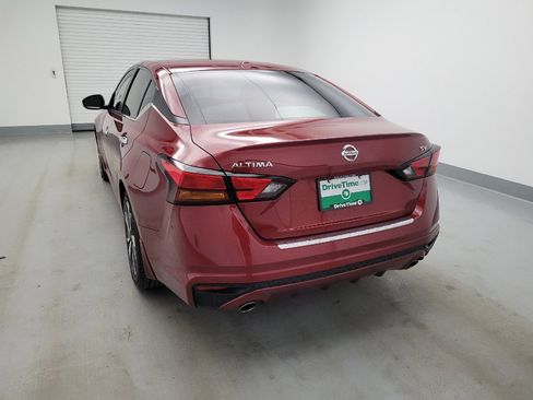 Used 2021 Nissan Altima 2.5 SV w/ SV Premium Package FWD image 6