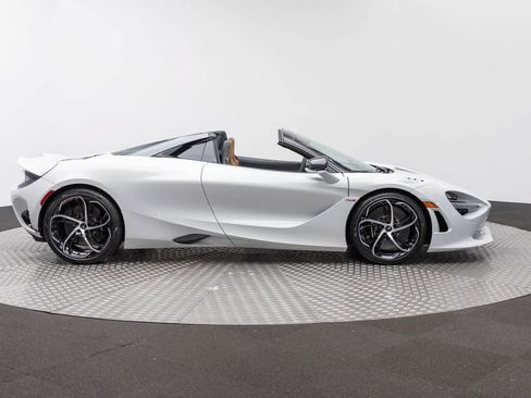 New 2027 McLaren 750S Spider RWD image 49