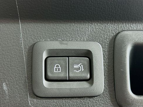 Used 2025 MAZDA CX-50 AWD 2.5 S w/ Premium Plus Pkg image 32