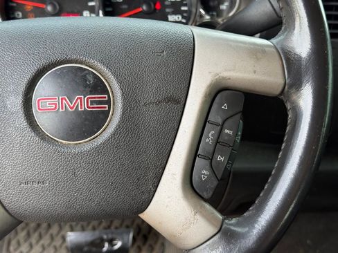 Used 2011 GMC Sierra 1500 SLE w/ Power Tech Package AWD/4WD image 17