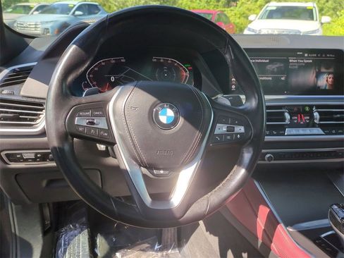 Used 2022 BMW X6 xDrive40i w/ Premium Package image 13