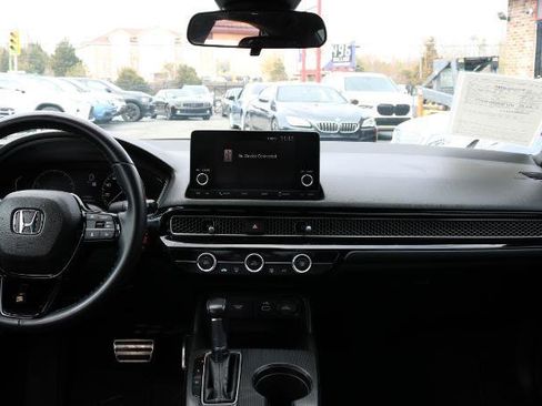 Used 2023 Honda Civic Sport image 20