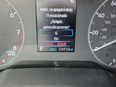 Used 2025 Toyota Corolla Cross LE FWD image 25