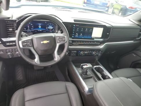 Used 2024 Chevrolet Silverado 1500 LTZ w/ Technology Package AWD/4WD image 10