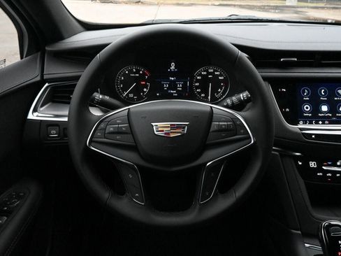 New 2026 Cadillac XT5 Luxury w/ LPO, Floor Liner Package image 99