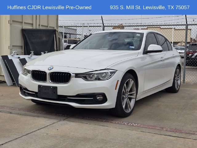 Used 2018 BMW 330i Sedan w/ Convenience Package RWD image 3