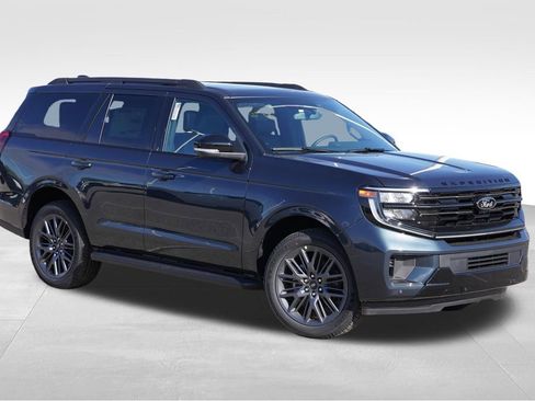 New 2026 Ford Expedition Platinum w/ Stealth Appearance Package AWD/4WD image 1