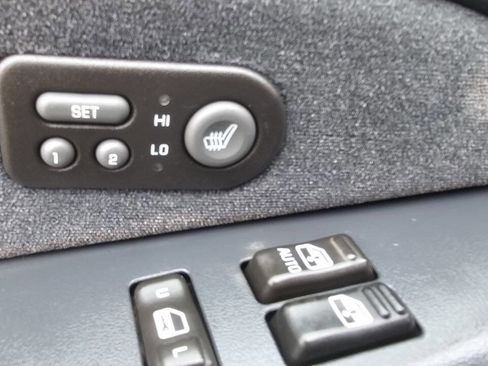 Used 2002 Chevrolet Silverado 2500 LT image 11