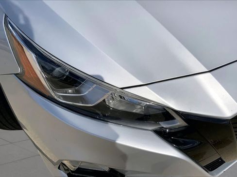 Used 2020 Nissan Altima 2.5 S FWD image 25