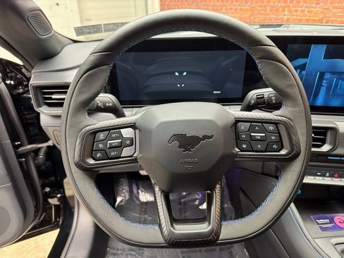 Used 2025 Ford Mustang Dark Horse image 13