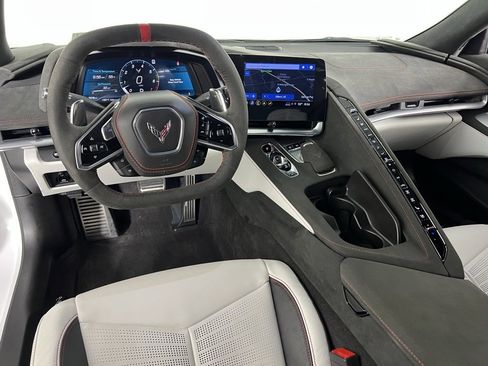 Used 2023 Chevrolet Corvette Stingray Premium Cpe w/ Z51 Performance Package image 15