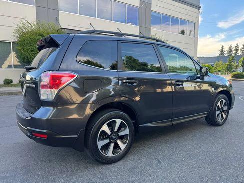 Used 2018 Subaru Forester 2.5i Limited AWD/4WD image 11