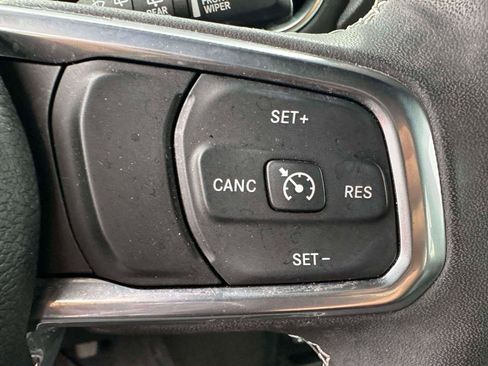 Used 2023 Jeep Wrangler Unlimited Sahara w/ Cold Weather Group AWD/4WD image 19