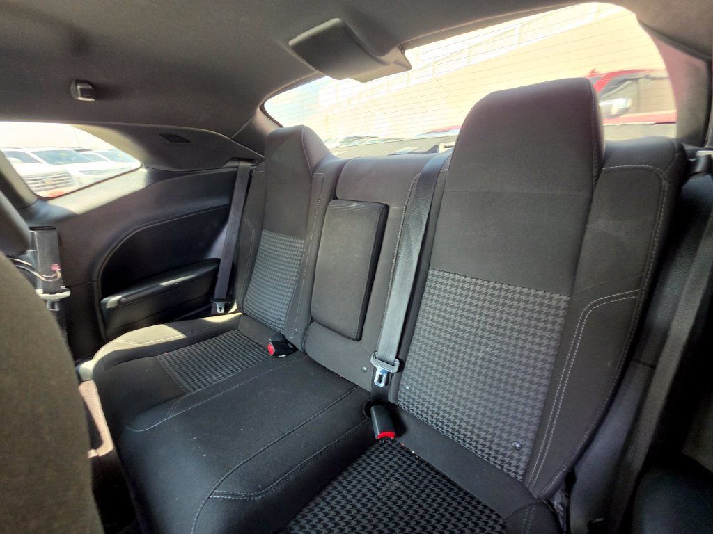 Used 2018 Dodge Challenger SXT RWD image 16