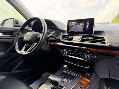 Used 2018 Audi Q5 2.0T Premium Plus AWD/4WD image 37