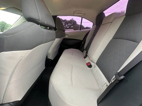 Used 2020 Toyota Corolla LE FWD image 15