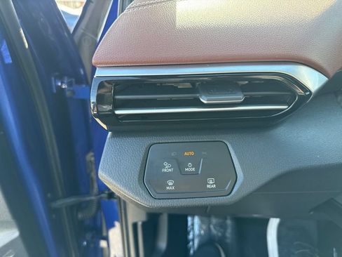Used 2021 Volkswagen ID.4 Pro S w/ ID.4 Protection Package RWD image 33