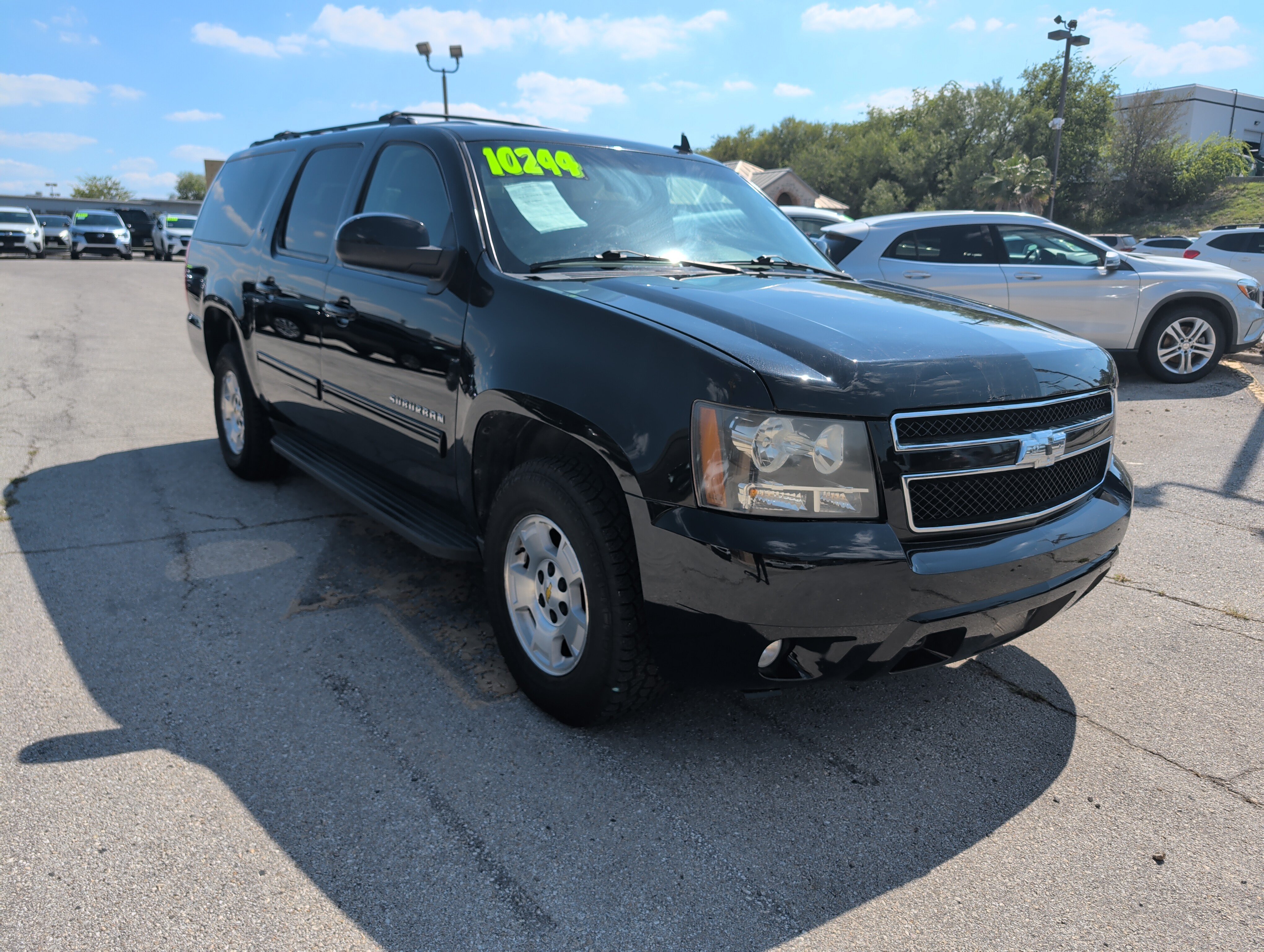 Used 2010 Chevrolet Suburban LT AWD/4WD image 13