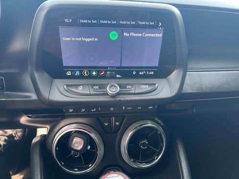 Used 2019 Chevrolet Camaro SS image 11