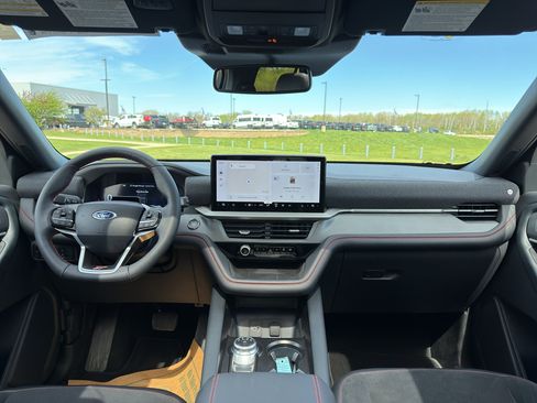 Used 2026 Ford Explorer ST AWD/4WD image 21