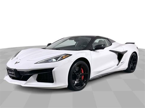 Used 2025 Chevrolet Corvette E-Ray image 1